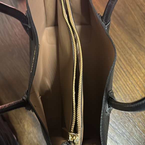 Michael Kors Handbag/Crossbody - Picture 3 of 5